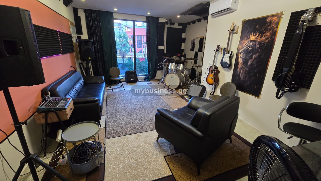 2 Studio Businesses in 1 (Batumi/Near Metro City)
